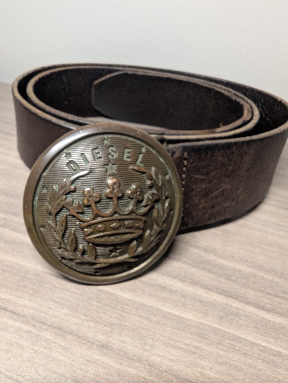 Diesel Y2K Brown Italian Leather Belt Antique Brass Crown Crest Buckle Size 38